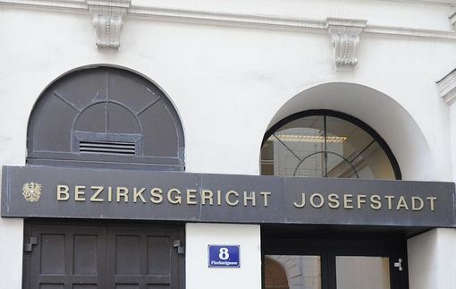 Corona, Covid 19 Rechtspraktikantin Bezirksgericht Josefstadt geimpft, getestet, erkrankt, positiv