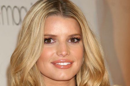 Jessica Simpson ist ständig am Weinen