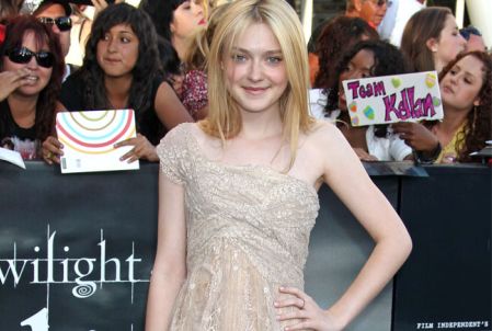 Dakota Fanning konkurriert nicht mit Schwester Elle