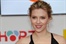Scarlett Johansson holt sich in Beziehungsfragen Ratschläge