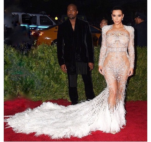 Kim als Cavalli Pfau - Hot or drop?